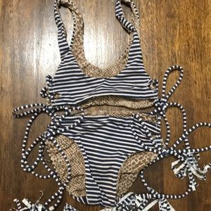 Acacia Honey Timeless